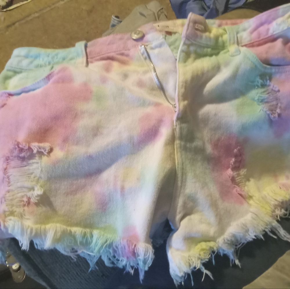 Peach love Tye dye shorts